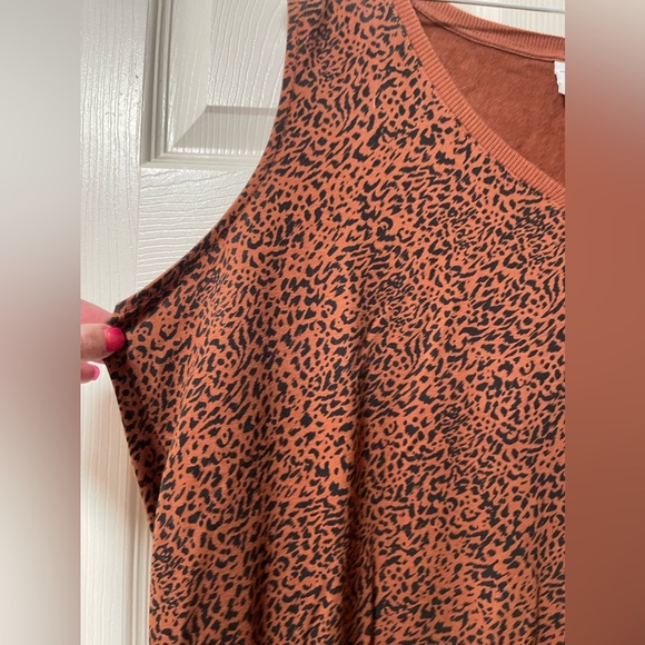NWT: Amazon Essentials Cheetah Terry Fleece Romper Size XL - Picture 7 of 8
